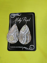 Load image into Gallery viewer, Earrings made from Basilur tins