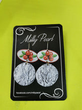 Load image into Gallery viewer, Earrings made from Basilur tins