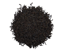 Load image into Gallery viewer, Basilur &quot;Gift of Cheer&quot; - Mini Treats Collection - Premium English Breakfast Tea